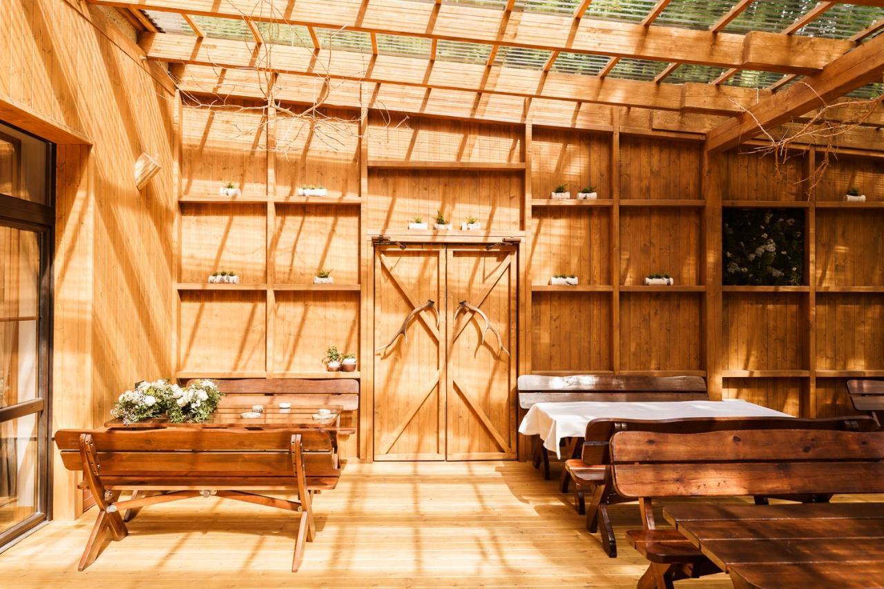 Zloty Jelen - Restauracja I Dom Goscinny Potok Zloty Экстерьер фото