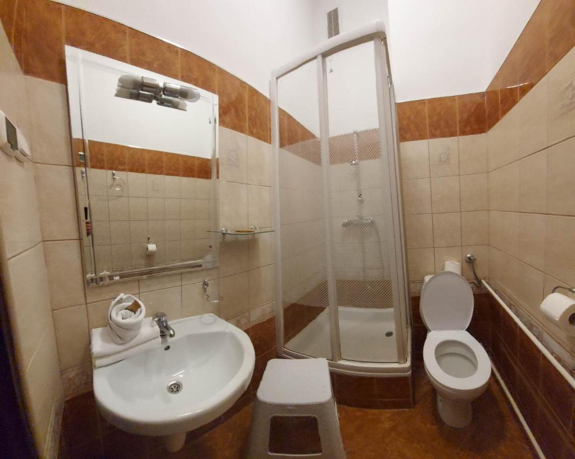 Zloty Jelen - Restauracja I Dom Goscinny Potok Zloty Экстерьер фото